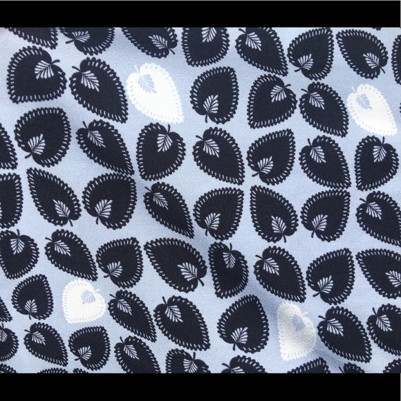 Ann Taylor Leaf Pattern Motif Work Blouse - Picture 9 of 13